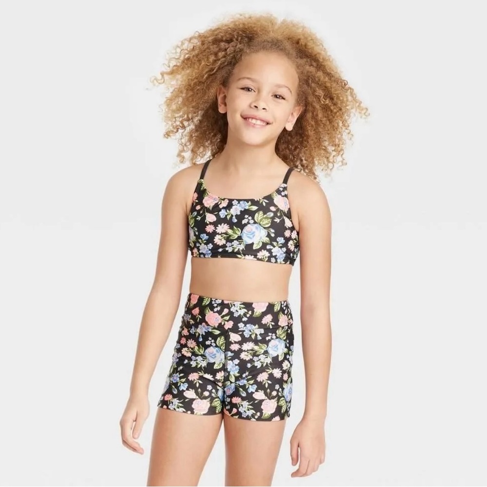 Art Class Girls’ floral bike shorts with adjustable back top swim set. M (8)